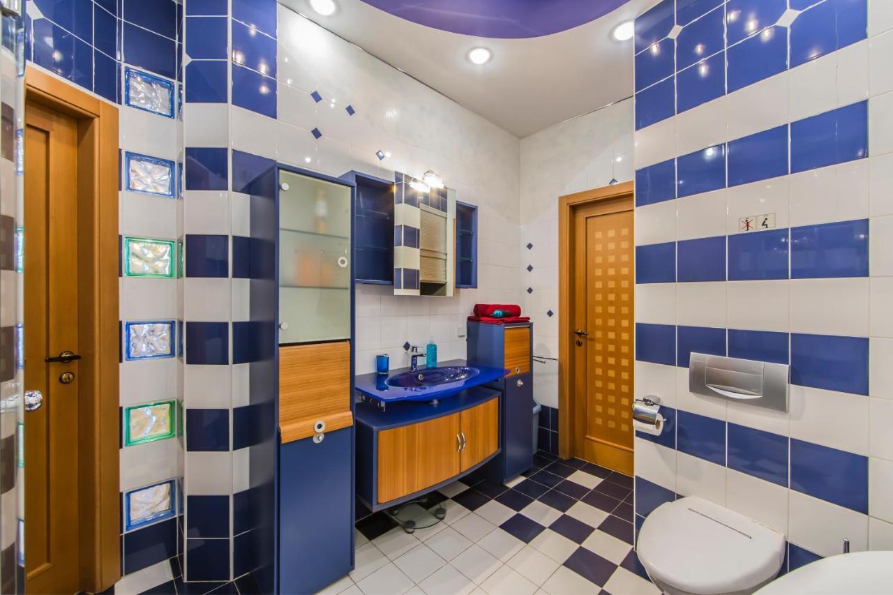 3-Room Apartments On Khreshchatyk. Building With Star Kiev Luaran gambar